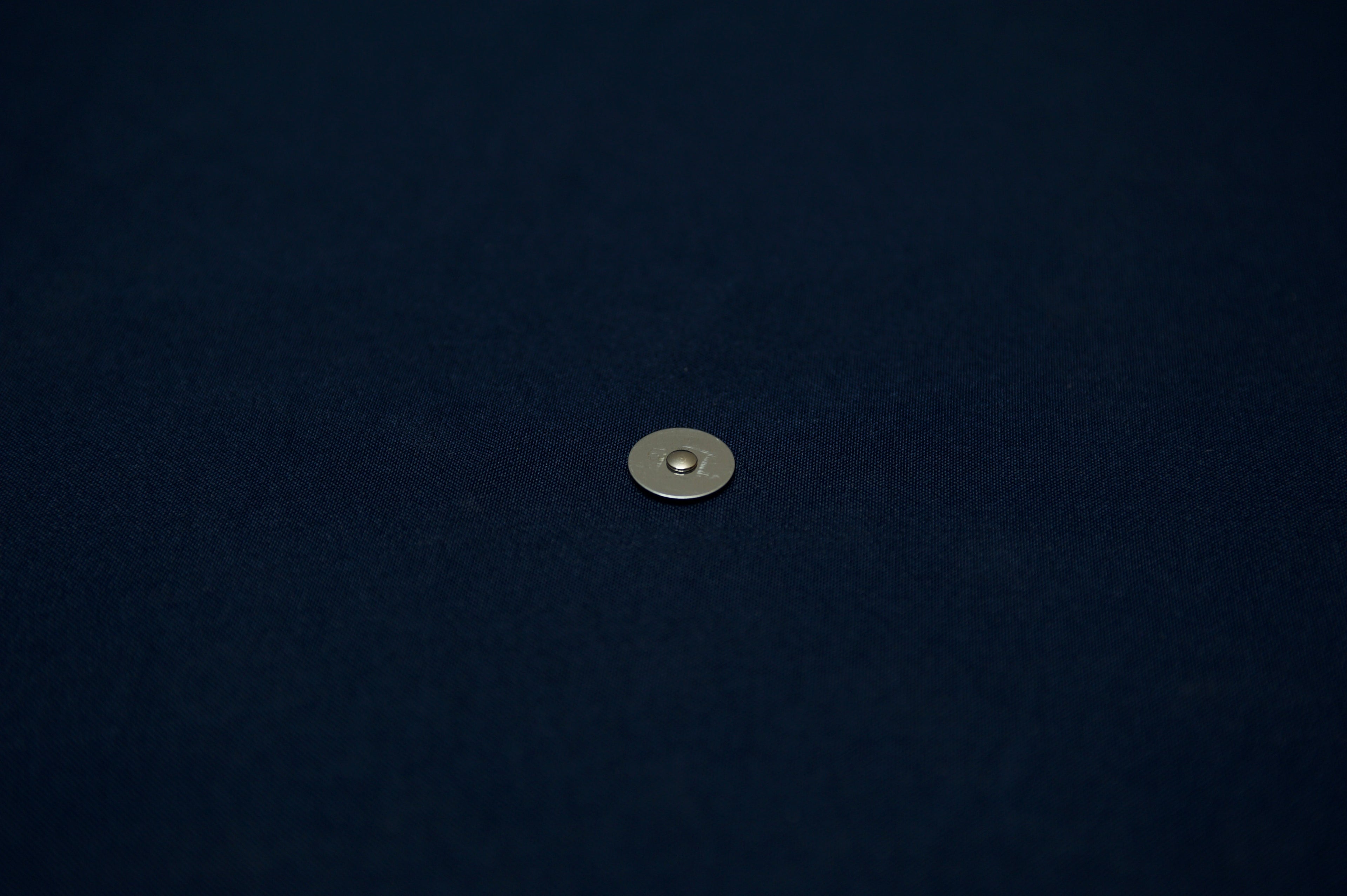 Pre-Magnetized Resonators